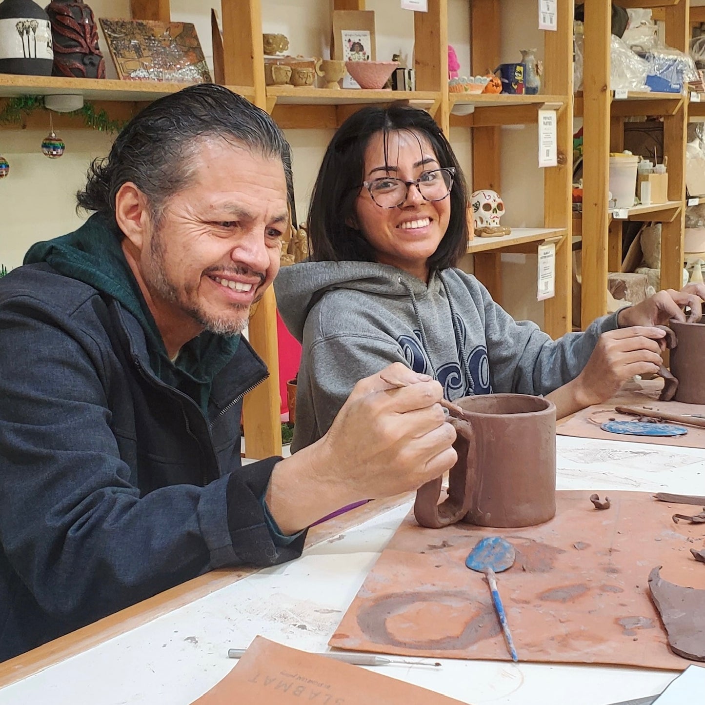 Tazas / Mugs in Spanish [Mid-City]